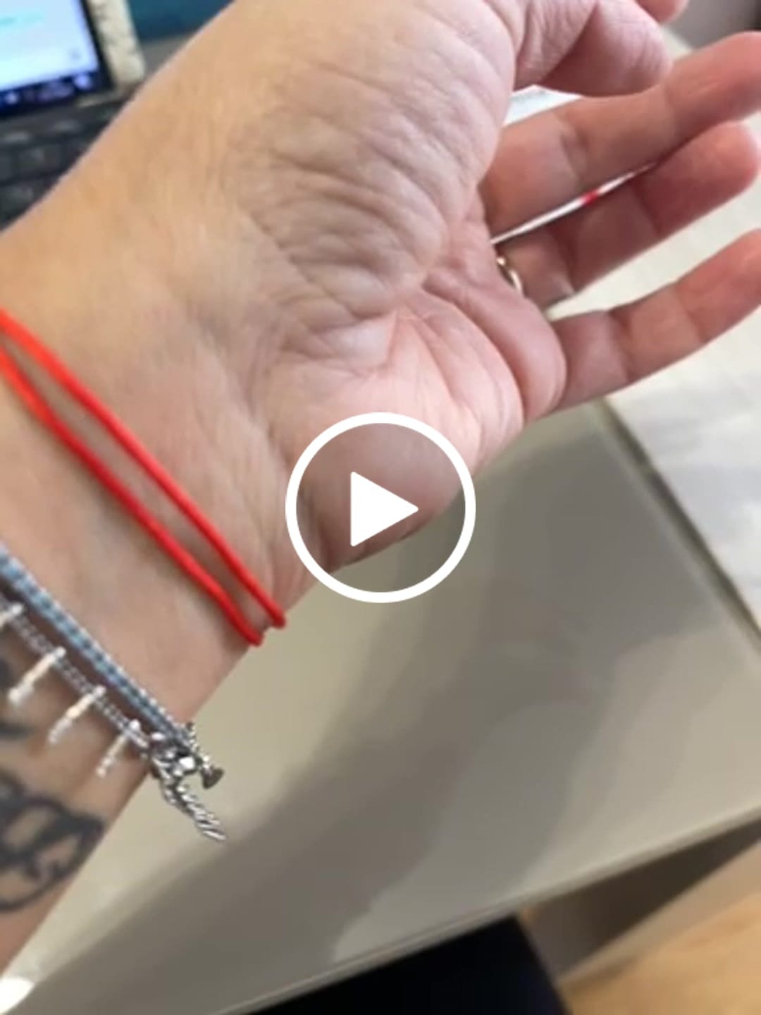 Customer video review of Pulsera Little Love