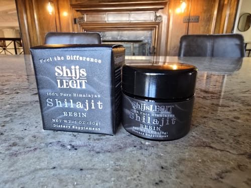 Customer photo review of Shilajit Resin Jar 30g
