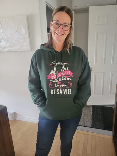 Customer photo review of Femme D'un Chasseur La Prise De Sa Vie