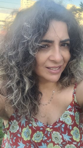 Customer photo review of Máscara Capilar Rulos Definidos 300ml