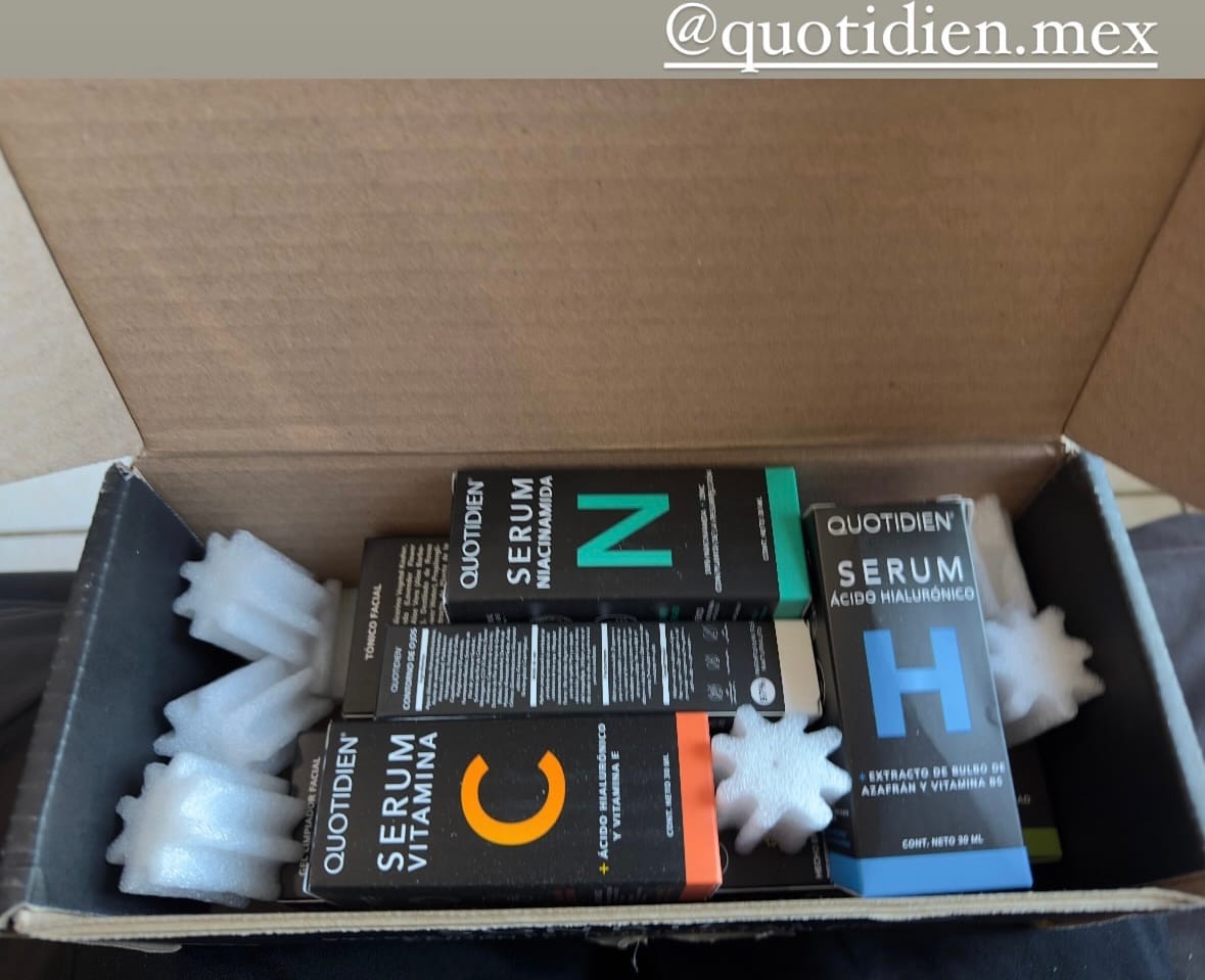 Customer photo review of Kit Piel Deslumbrante (51% OFF) - Limpiador + Tónico + Serum Vitamina C + Serum Niacinamida + Serum Ácido Glicólico + Serum Ácido Hialurónico + Contorno de Ojos