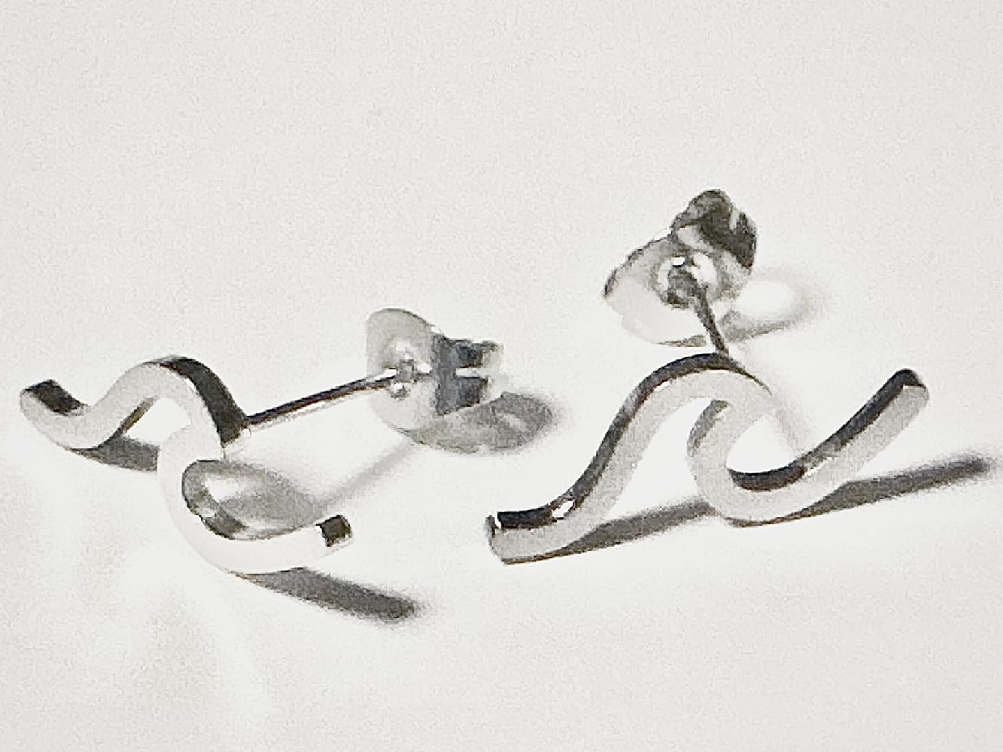 Customer photo review of Wave Earrings - silver & gold