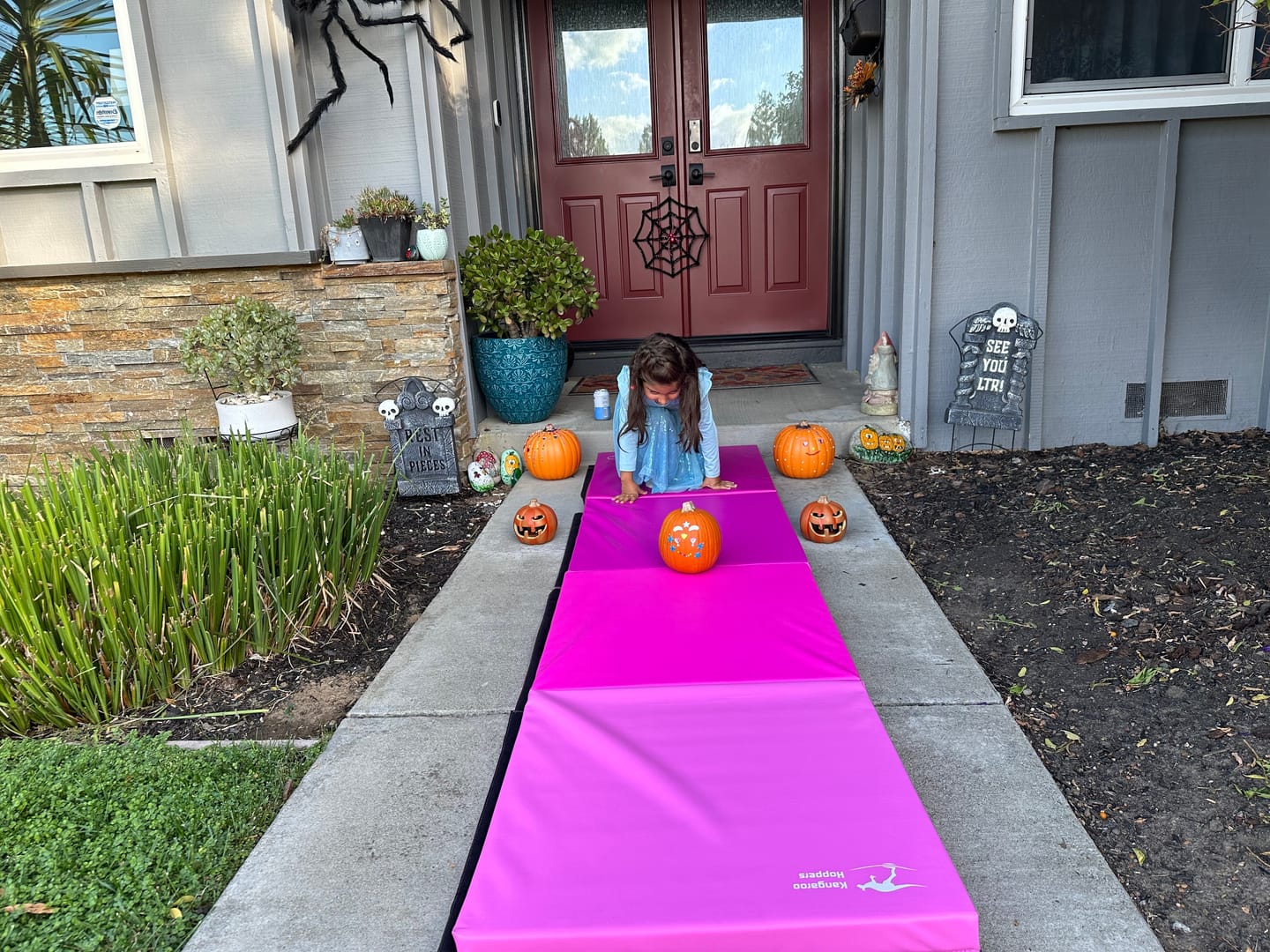 Customer photo review of Foldable Gym Durable Gymnastics Tumbling Mat for Kids