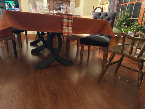 Customer photo review of Furniture Legs 418 Curva 28H, Metal Dining Table Legs