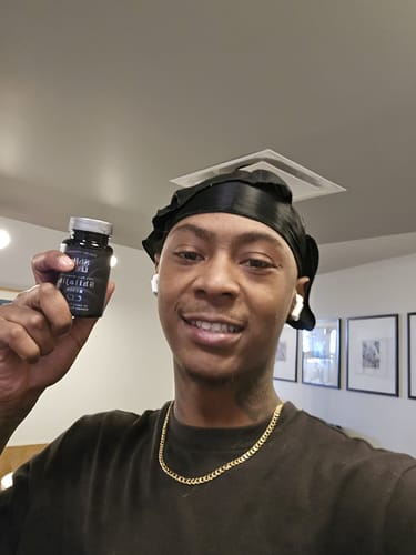 Customer photo review of Shilajit Resin Capsules