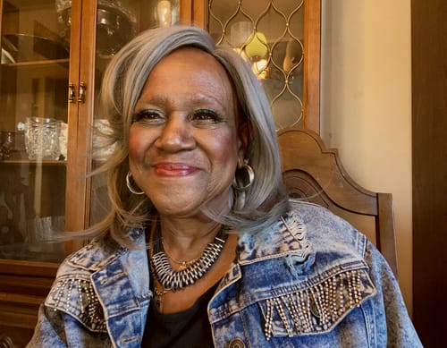 Customer photo review of Luvwin 5x5 Salt And Pepper Glueless Gray Color Pre-Cut Lace Straight Bob Wig For Black Women