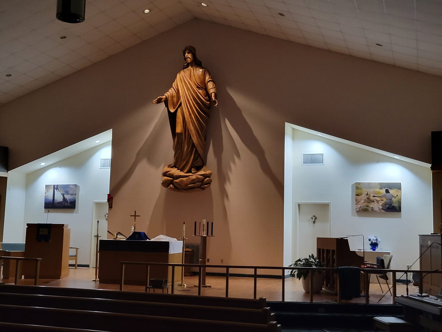 Customer photo review of Lamb Looking Up at Feet of Jesus Wall Art Canvas