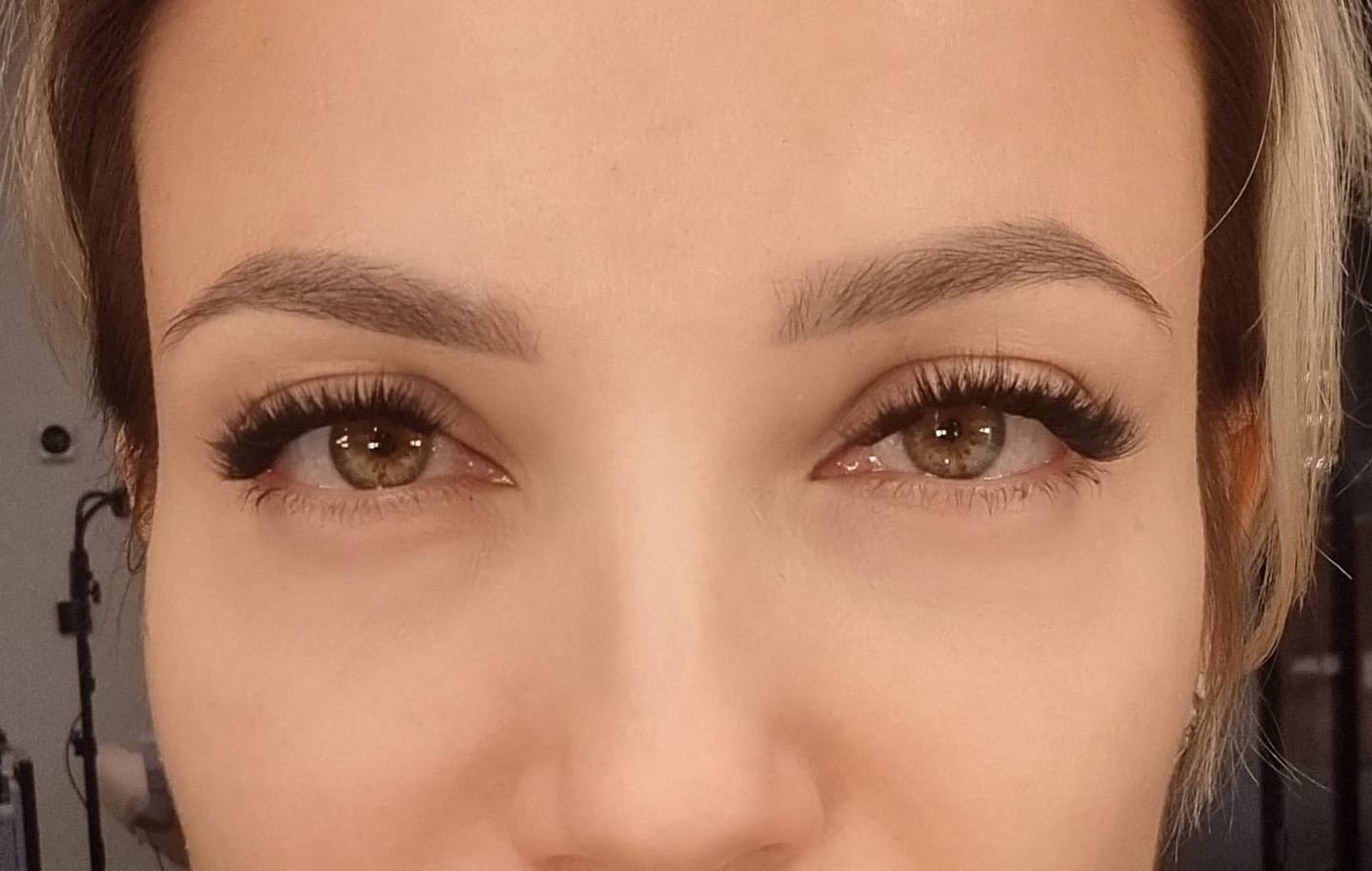 Customer photo review of Pre-Glued Press-On Lashes - Whispy Medium Volume