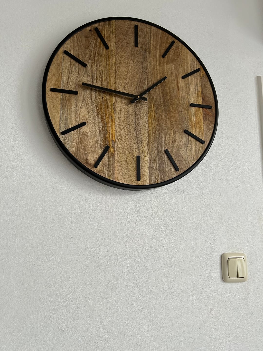 Customer photo review of Klok Wandklok industrieel | Mangohout Staal | ø 50cm
