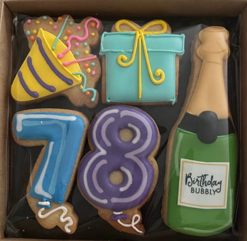 Customer photo review of Birthday Balloon Biscuit Box