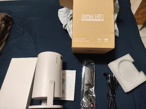 Customer photo review of מקרן ביתי חכם עם מערכת אנדרואיד ורמקול מובנה - תומך איכות 4K