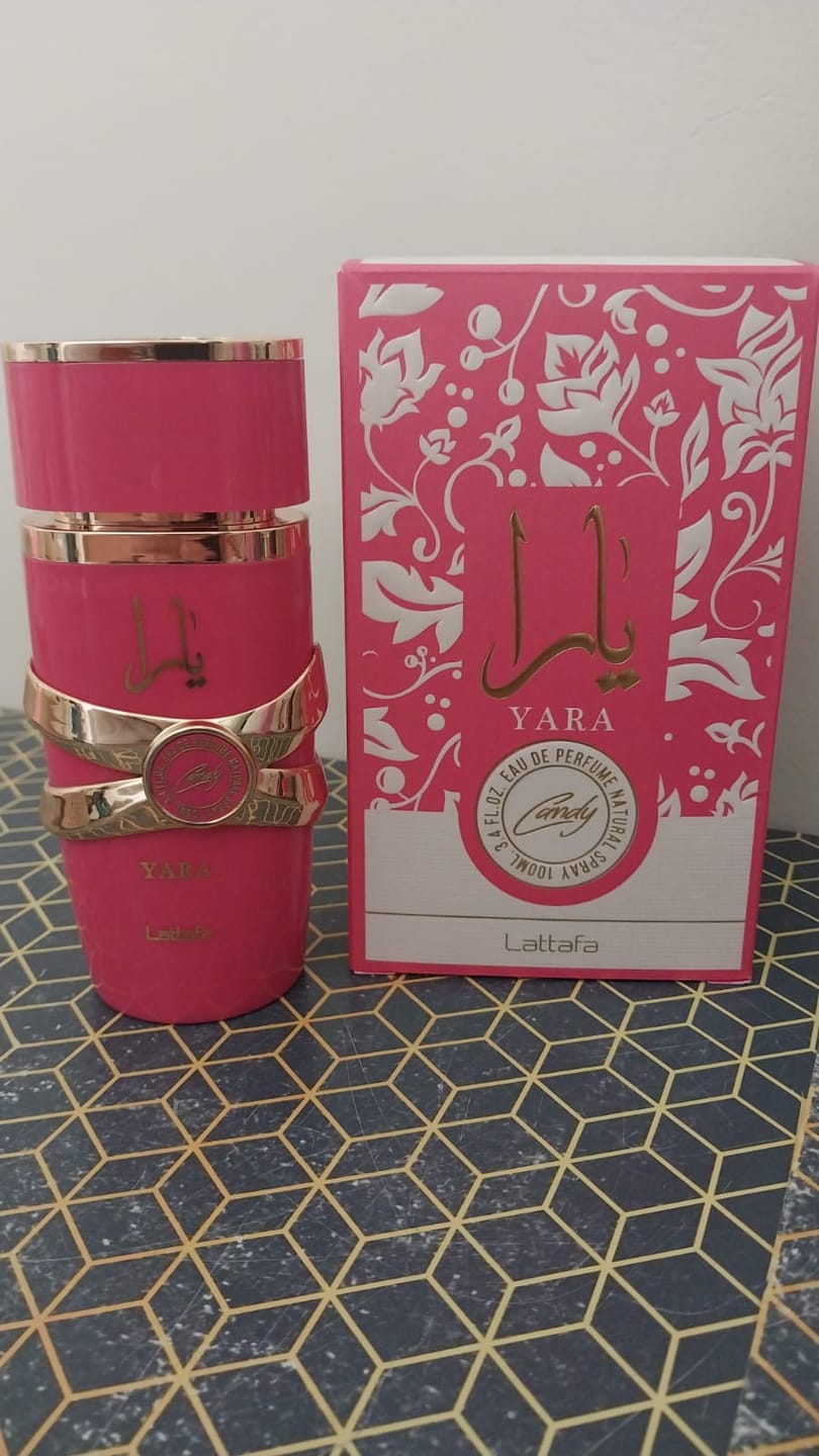 Customer photo review of Yara Candy Lattafa Perfumes 100ml