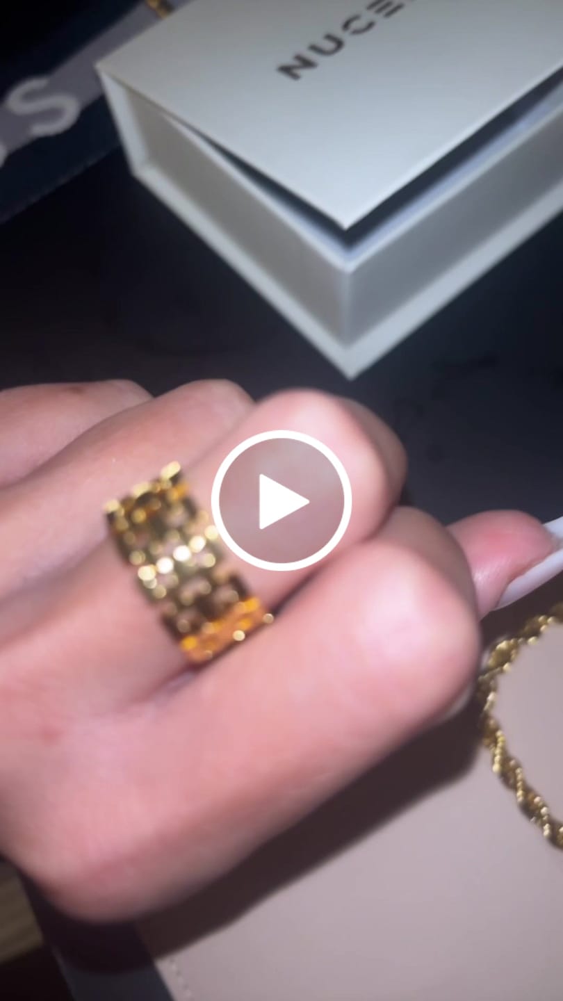 Customer video review of Petal
