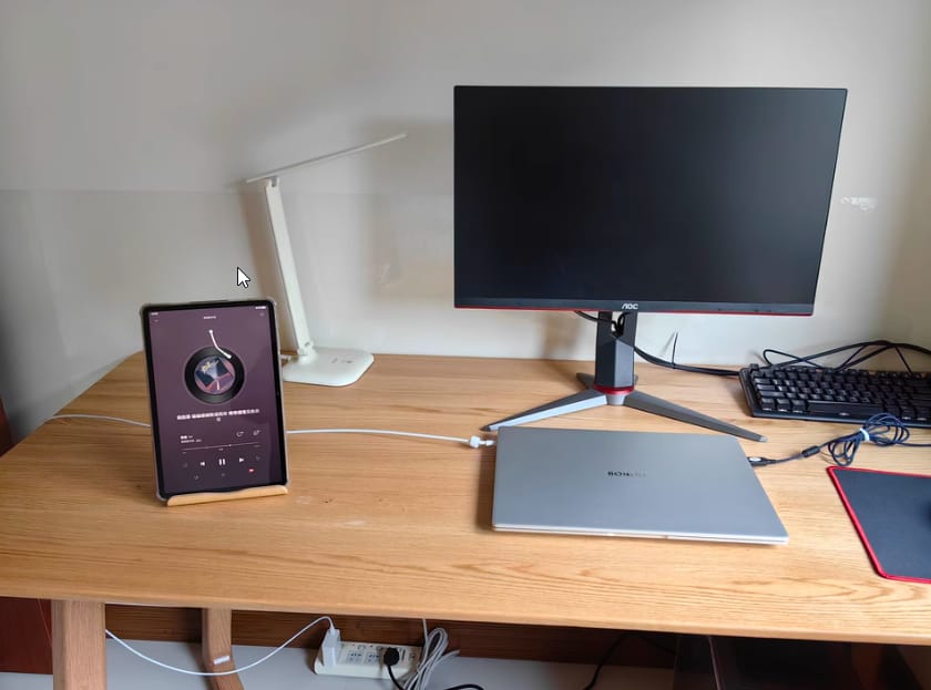 Customer photo review of Wooden Tablet Holder for Desk