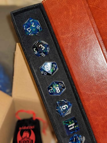 Customer photo review of Spacebreaker navy blue