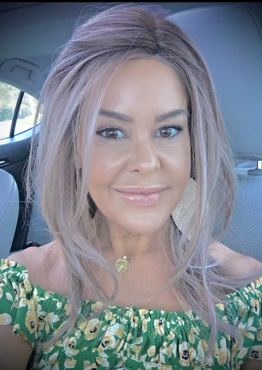 Customer photo review of GRAND ENTRANCE - Legacy Blonde