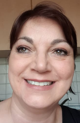 Customer photo review of 309 - Eyeshadow Bronce