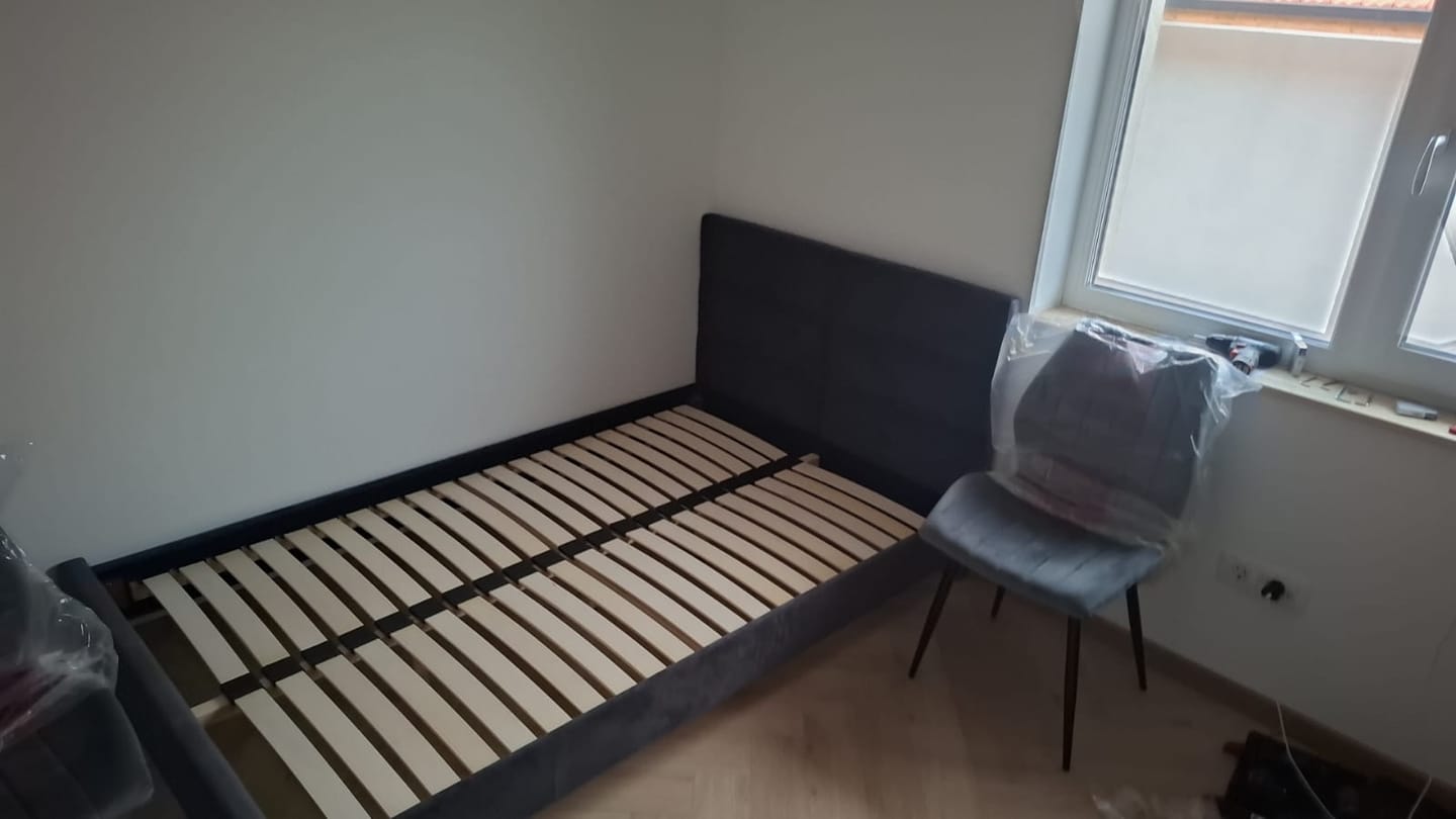 Customer photo review of Pat SIERRA 120x200, stofa catifelata gri - Tap. 150, somiera inclusa