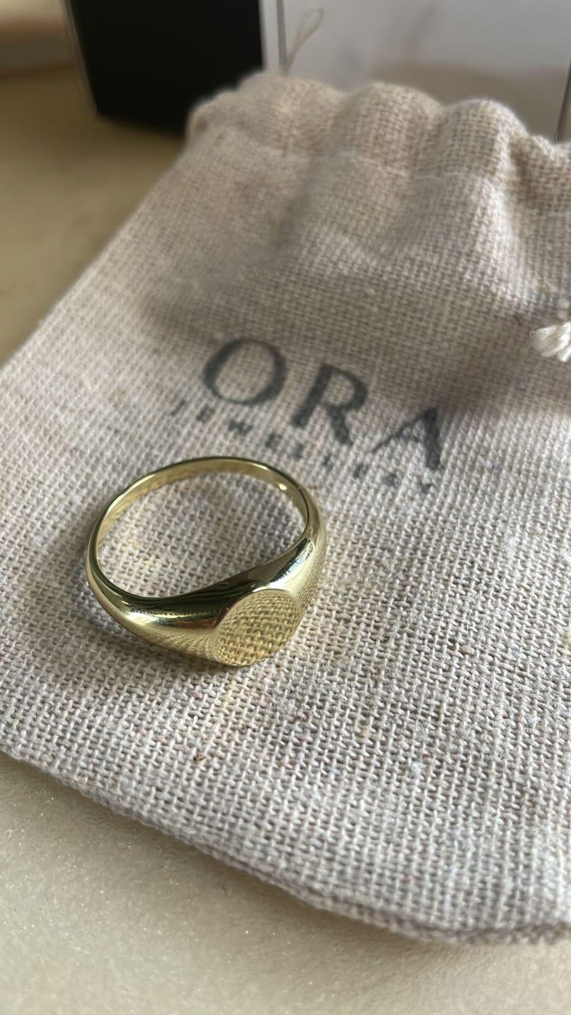 Customer photo review of Modern Signet Ring