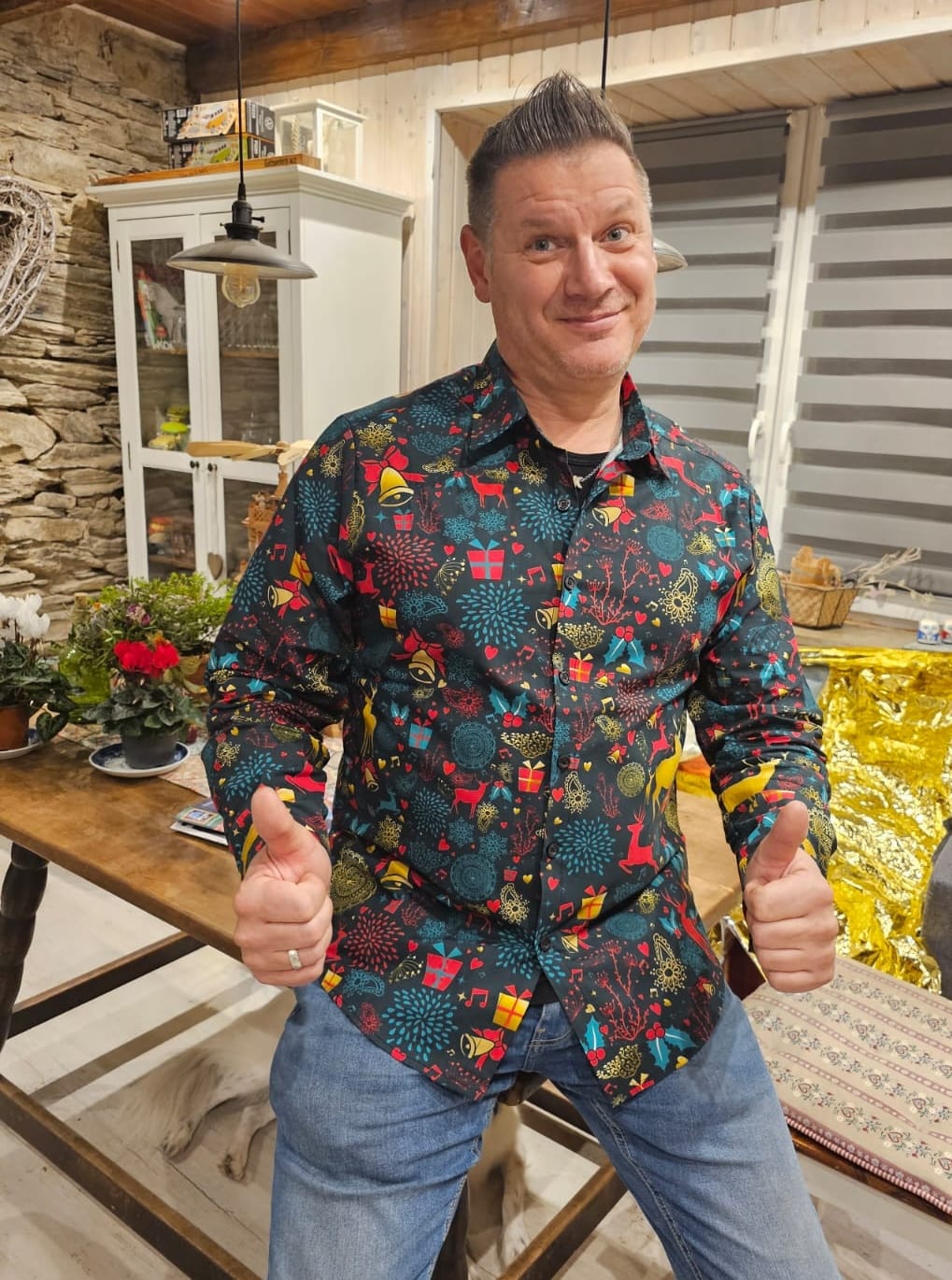 Customer photo review of Herren Weihnachts Langarmhemd aus Baumwolle