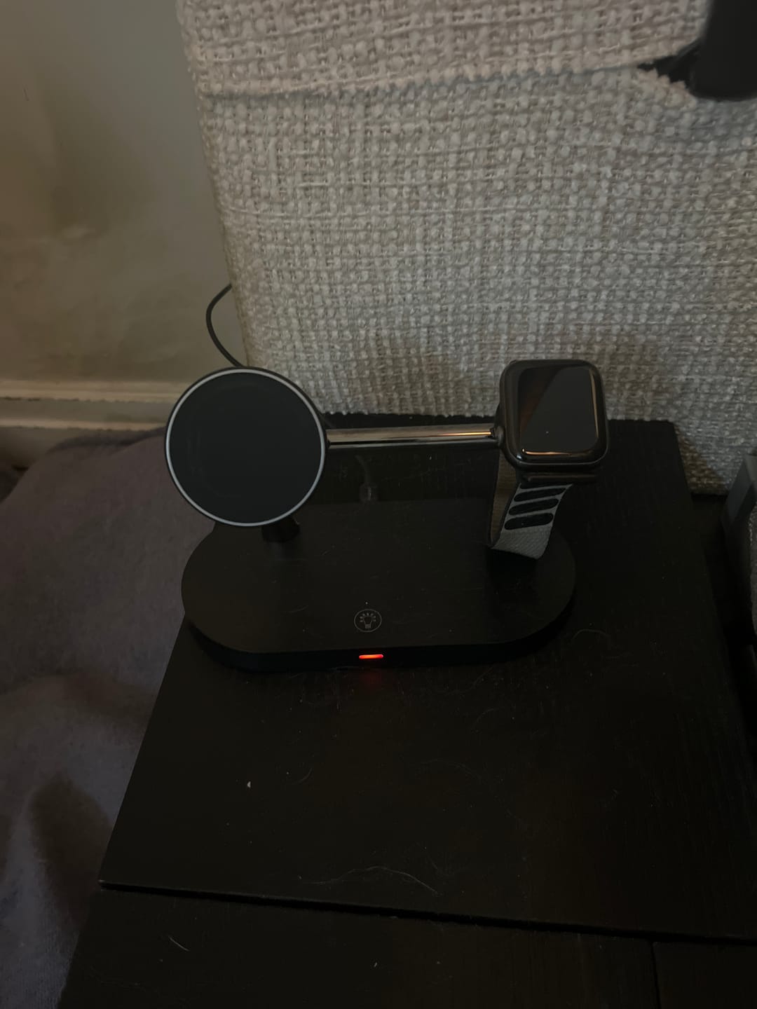 Customer photo review of PTC Select 5 in 1 Magnetic MagSafe Wireless Charger Stand Dock