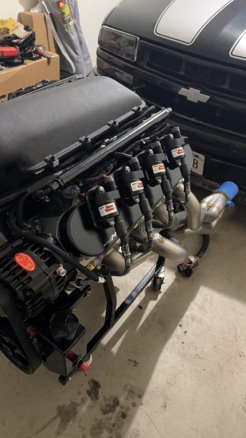 Customer photo review of Motion Raceworks Billet LS Valve Covers