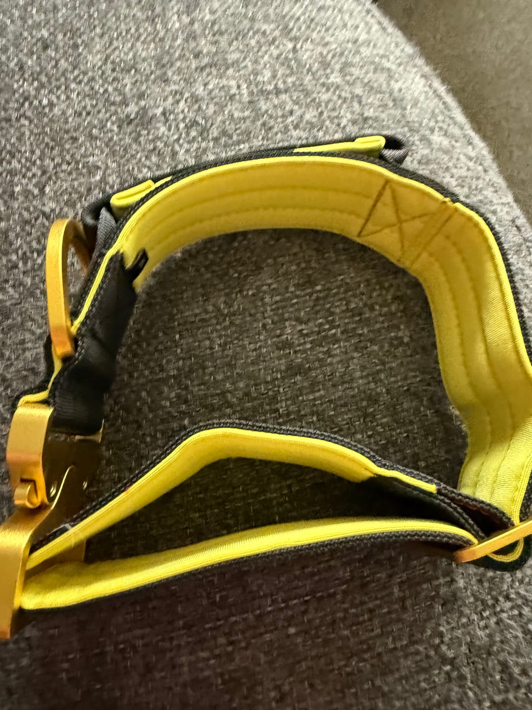Customer photo review of 5cm Lighter Combat® Collar | With Handle Secure Clip - Black x Yellow