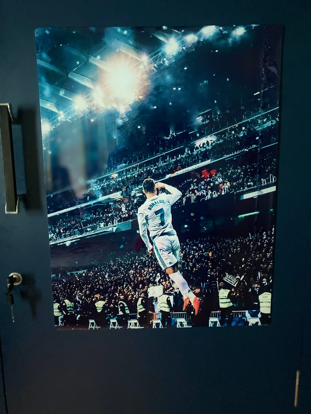 Customer photo review of cristiano ronaldo celebration poster