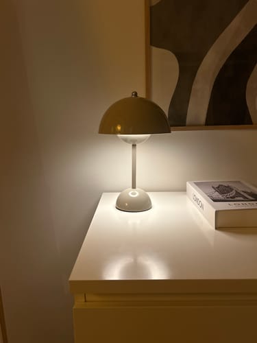 Customer photo review of Bordslampa - Svamplampa Flowerbud - Batteridriven 5000 mAH