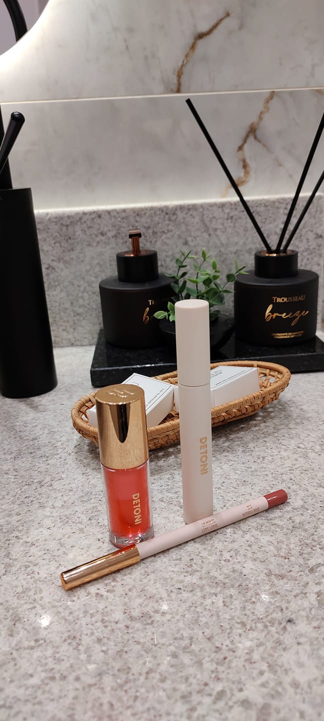 Customer photo review of PERFECT LASHES | REAL BROWN - MÁSCARA PARA CÍLIOS