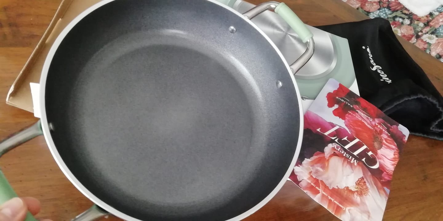 Customer photo review of Tegame antiaderente 24 cm