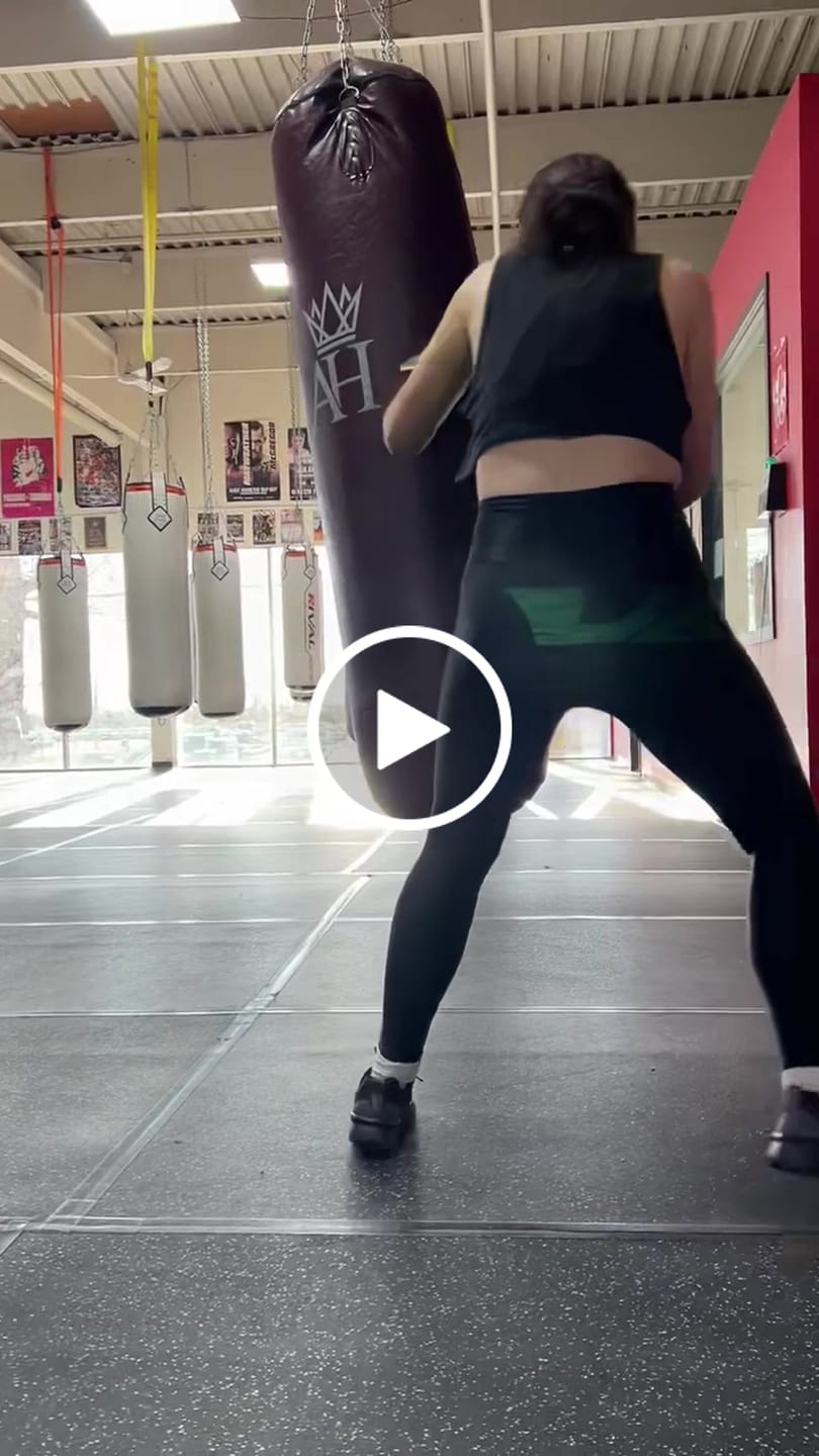 Customer video review of Emerald Boxing Gloves