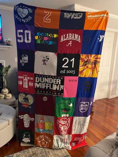 Customer photo review of Classic T-Shirt Blanket