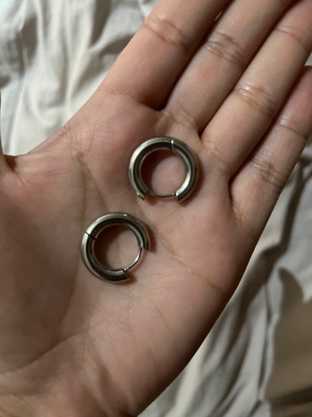 Customer photo review of Par Arracada Chica 20 mm