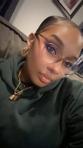 Customer photo review of Lou lovely hoop Earring