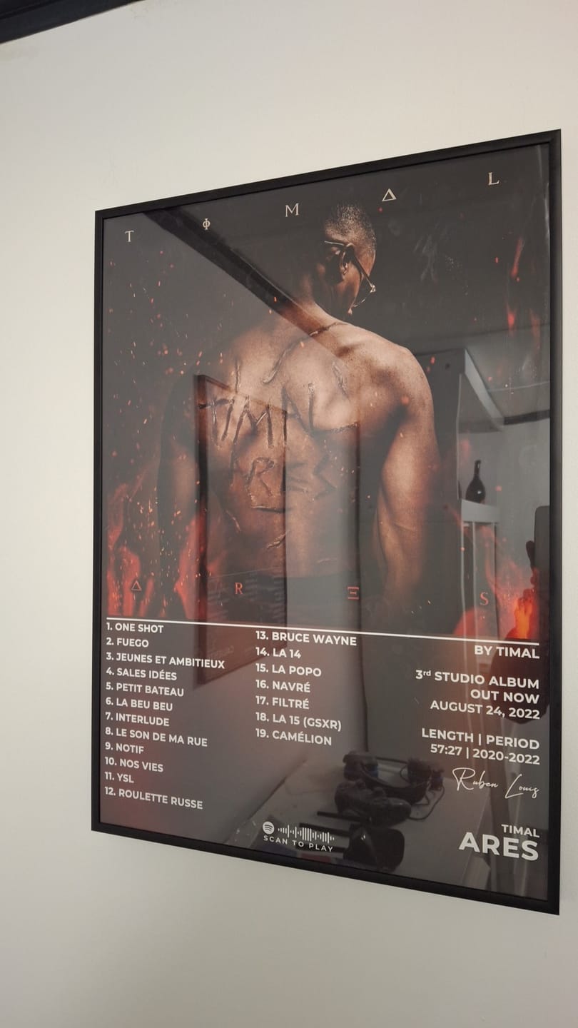 Customer photo review of Ares Timal Poster