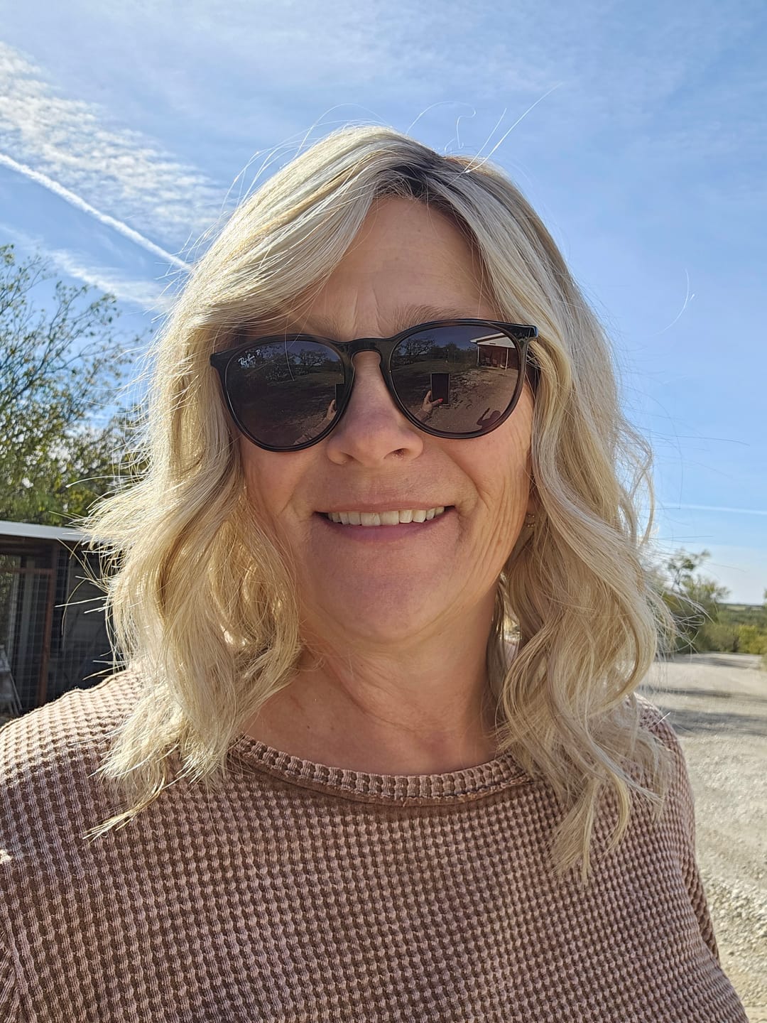 Customer photo review of CAPTURE THIS - Sandy Blonde
