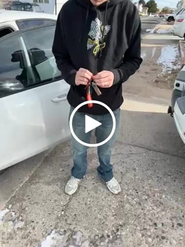 Customer video review of MOMM HOODIE