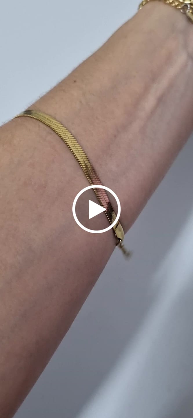 Customer video review of Pulseira Malha Banhada em Ouro 18K