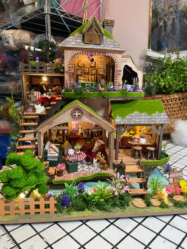 Customer photo review of Forest Adventure DIY Miniature House