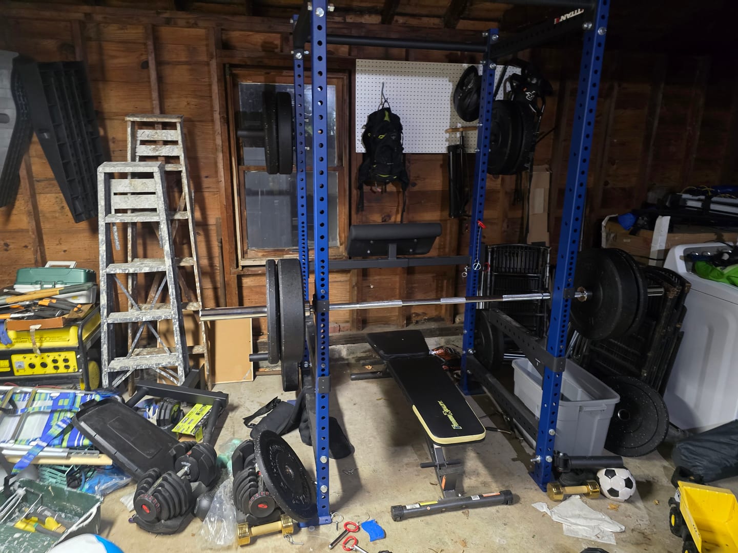 Customer photo review of 700lb Olympic Barbell