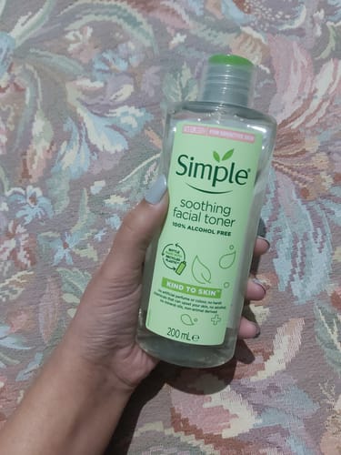Customer photo review of Simple Soothing Kind to Skin Facial Toner 200ml