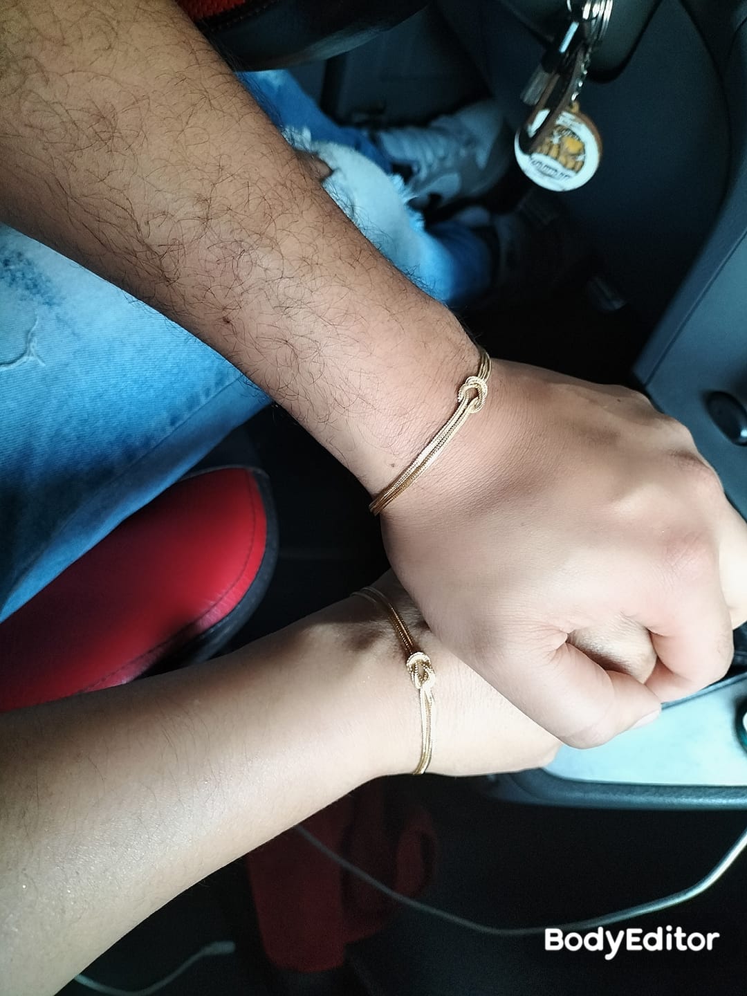 Customer photo review of Pulseras Unity en Oro laminado 18k Para Pareja