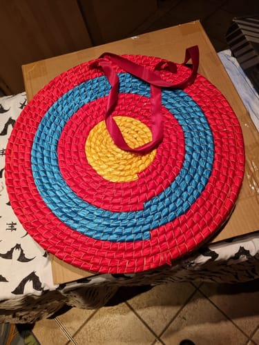 Customer photo review of Strohzielscheibe, 50x50x6 cm, 3-lagig, rot