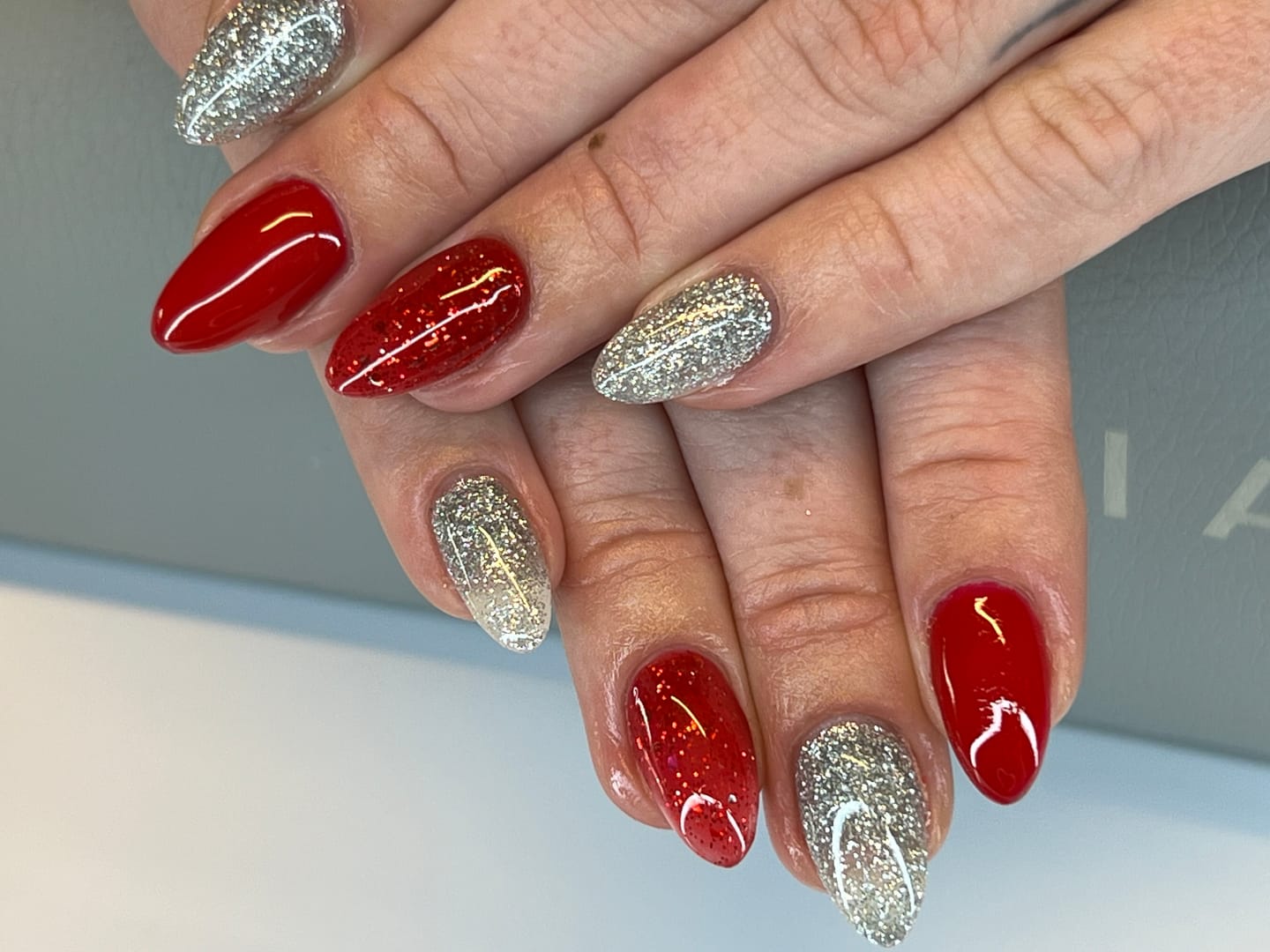 Customer photo review of Sculpture Polybase Didier Lab Victory Red