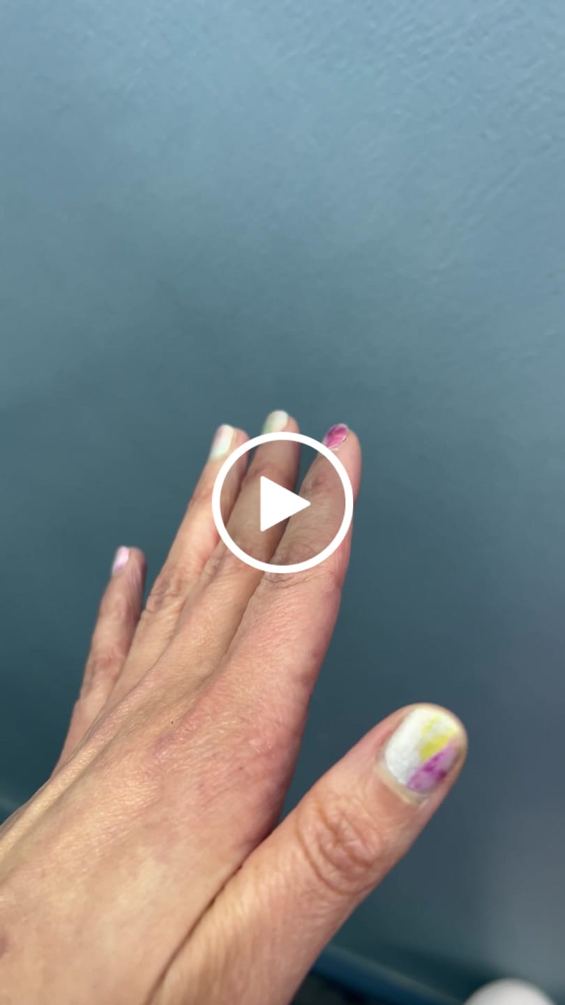 Customer video review of Turmalina Sandía | Stickers de Esmalte