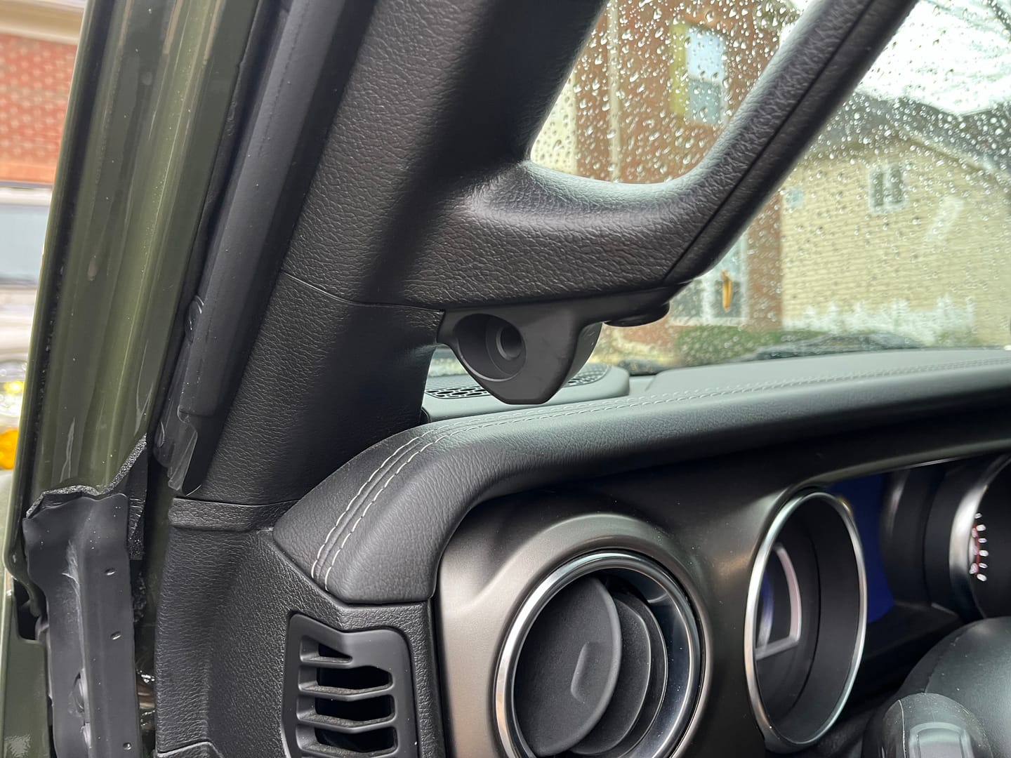 Customer photo review of JL/JLU A-Pillar Side Jeep Mirrors with Base Mount Driver AND Passenger