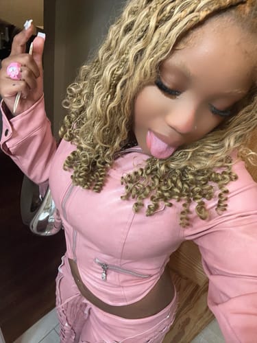 Nyiesha B. review of THE VILLAIN MOTO JACKET (PINK LEATHER) image 1 out of 1