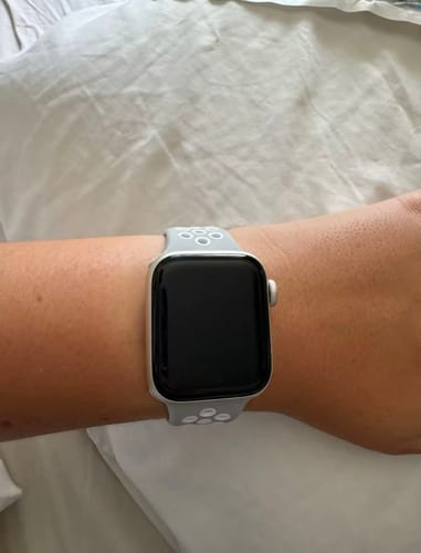 Customer photo review of Apple Watch Nike series 9