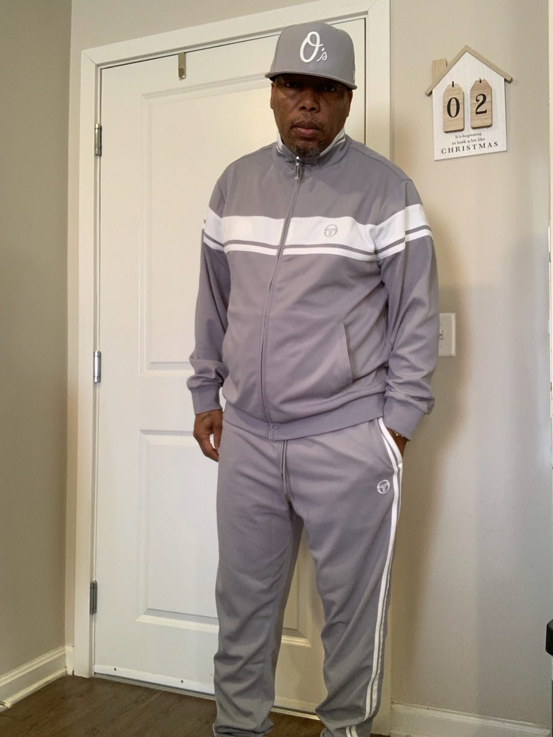 Customer photo review of Damarindo Track Jacket Archivio- Sleet/ White